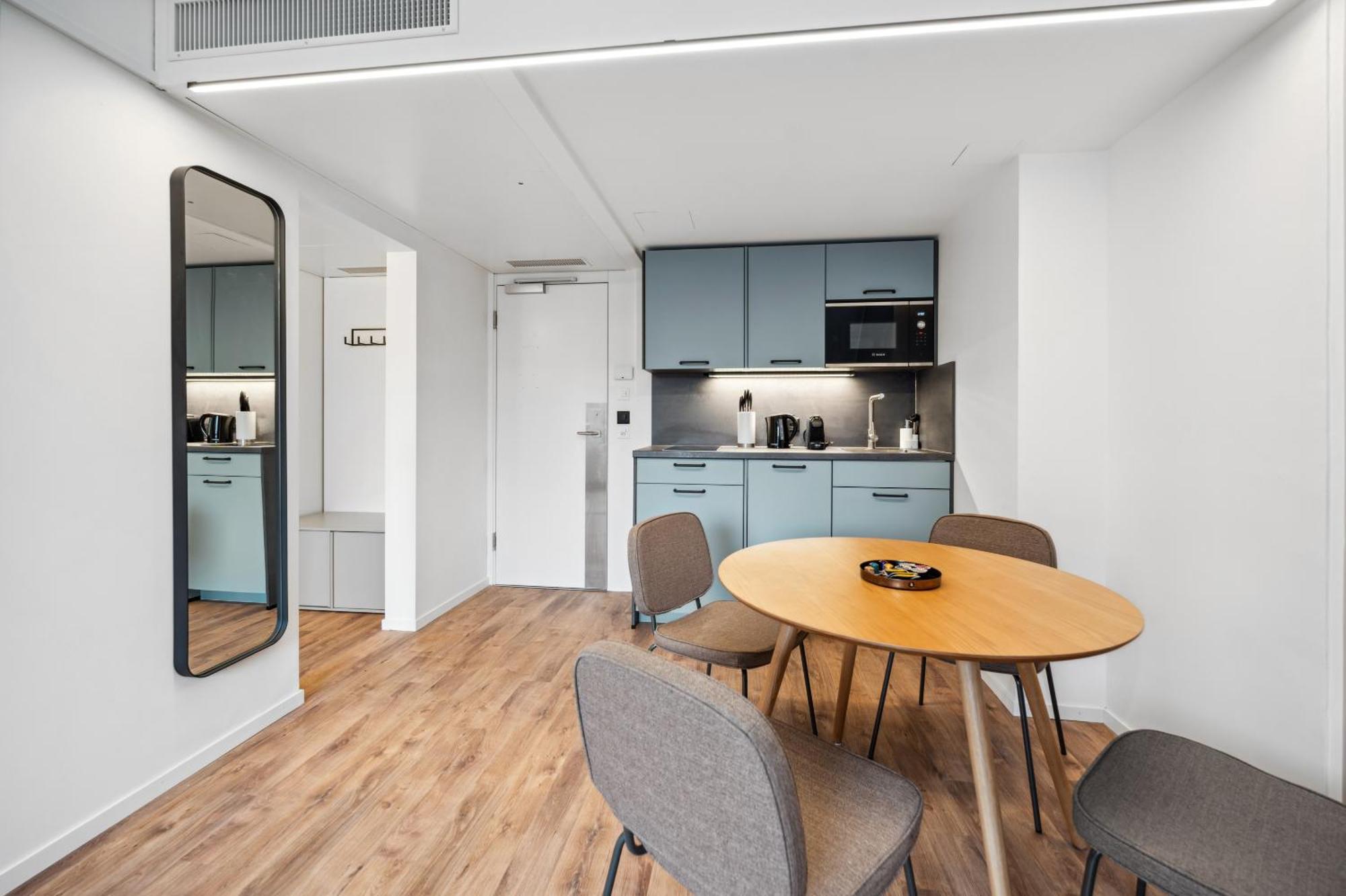 Limehome Basel Muenzgasse エクステリア 写真