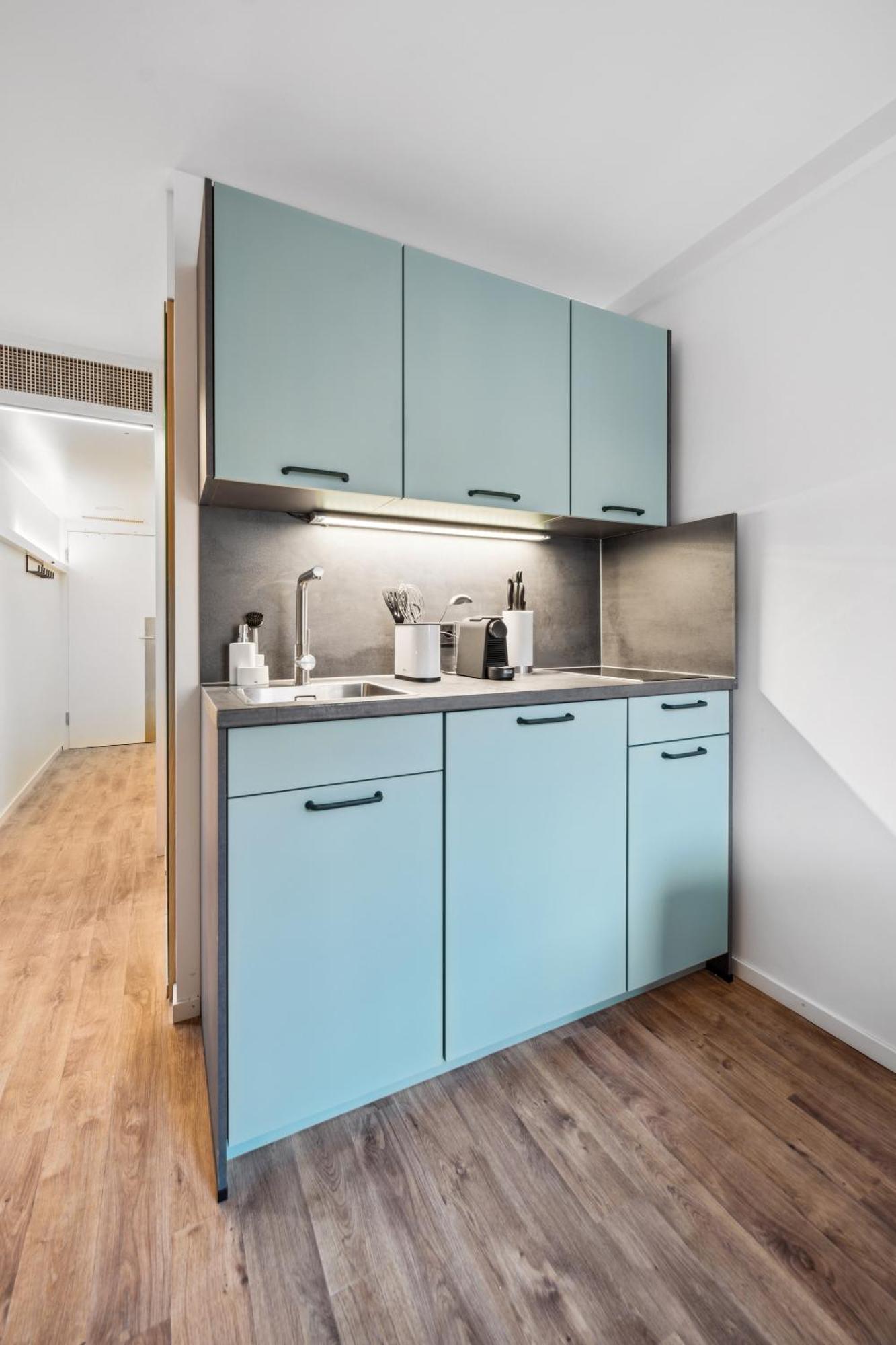 Limehome Basel Muenzgasse エクステリア 写真