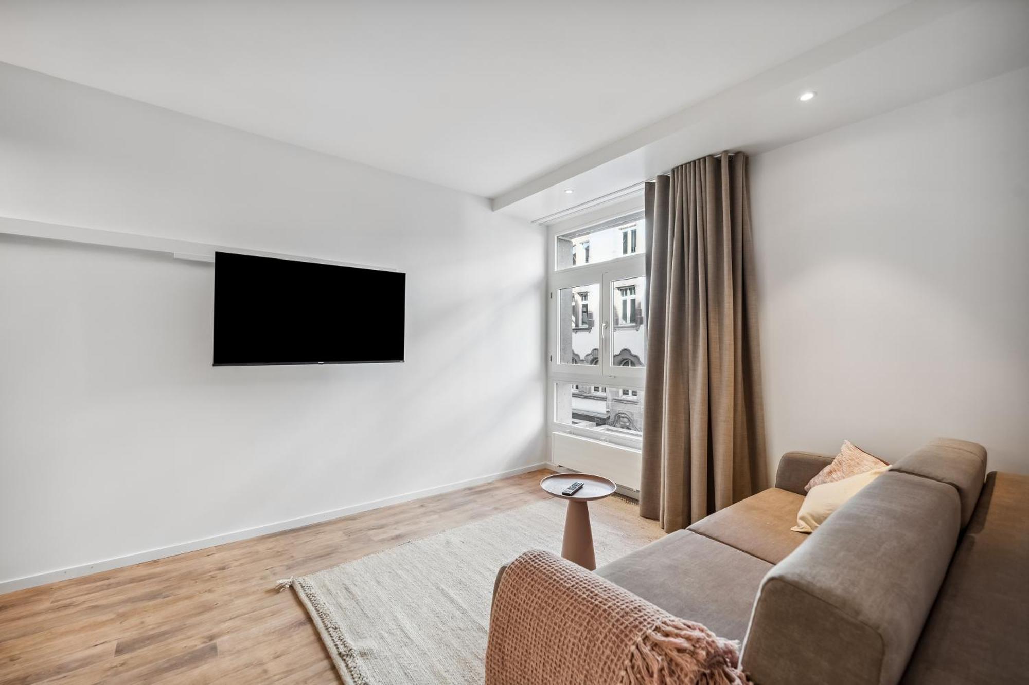 Limehome Basel Muenzgasse エクステリア 写真