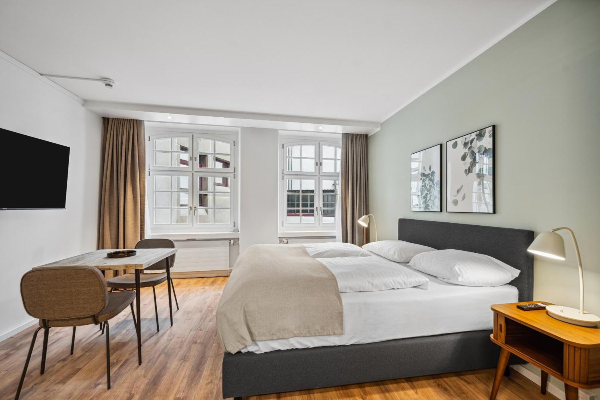 Limehome Basel Muenzgasse エクステリア 写真
